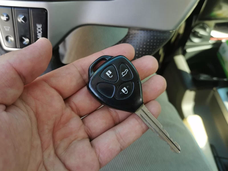 Toyota Prado (Imported) 2015 car image #26