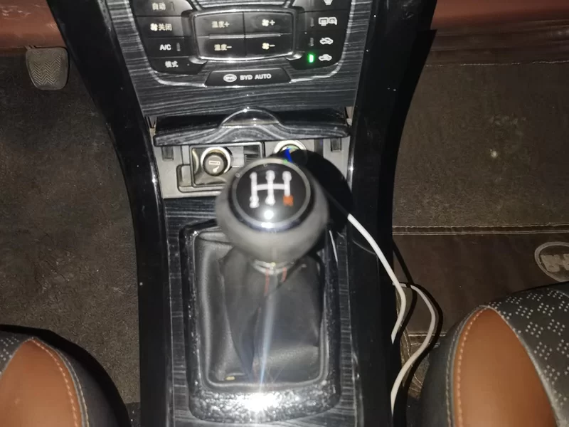 BYD SuRui 2017 immagine di auto #26