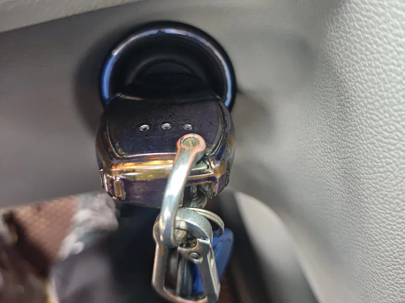 Mercedes-Benz R Class 2013 car image #26