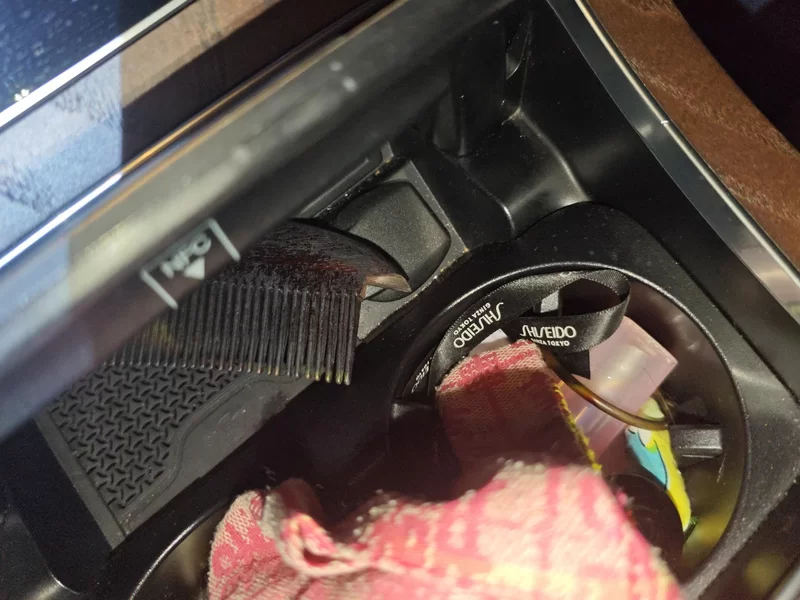 Mercedes-Benz E Class New Energy 2022 car image #26