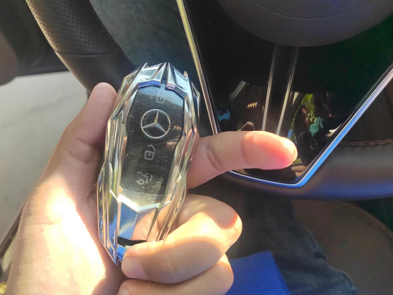 Mercedes-Benz E Class New Energy 2021 car image #26