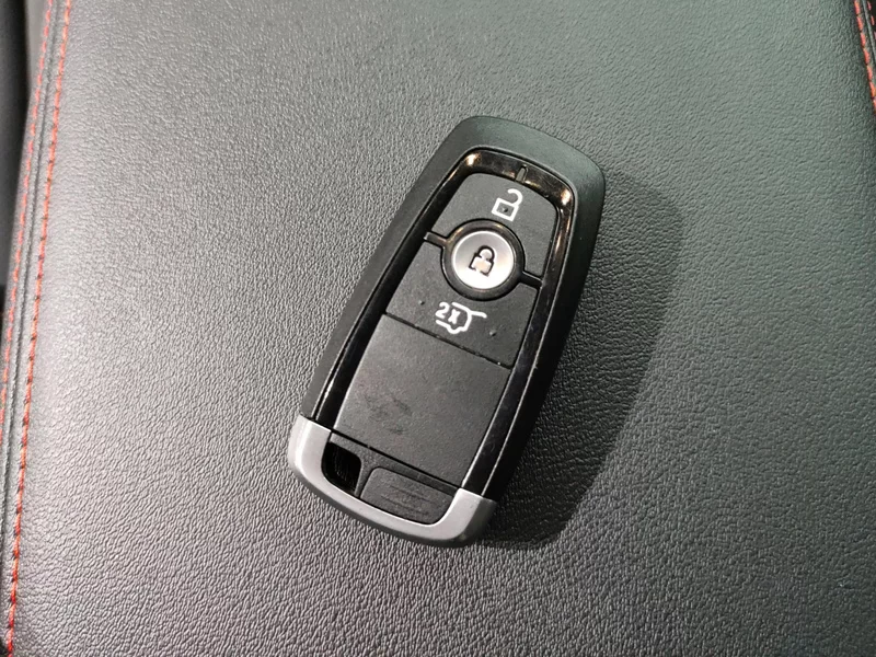 Ford Edge 2022 изображение автомобиля #26