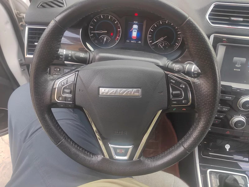 Haval H2 2015 #26 Haval H2 2015 car image #26