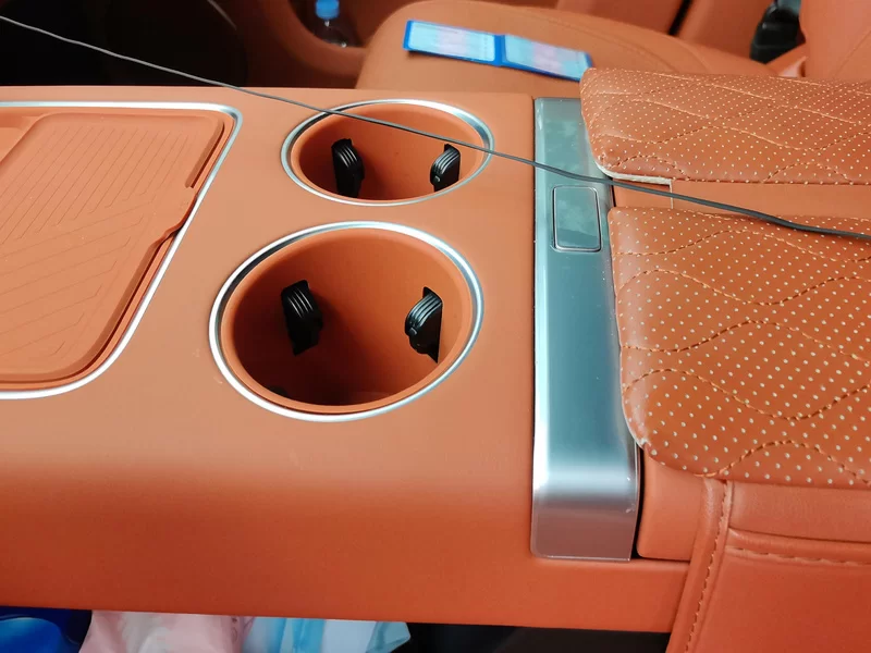 Li L8 2024 изображение автомобиля #26