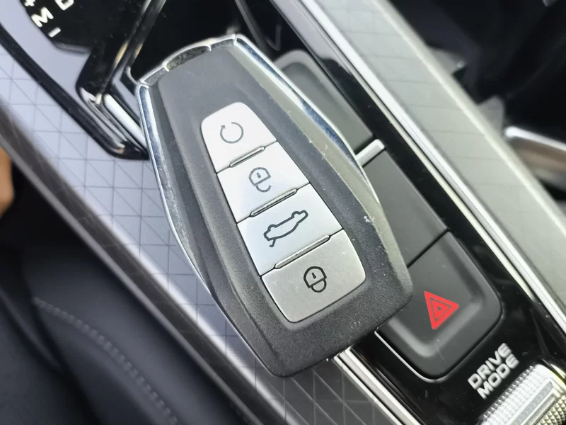 GEELY PrefaceL 2023 car image #26