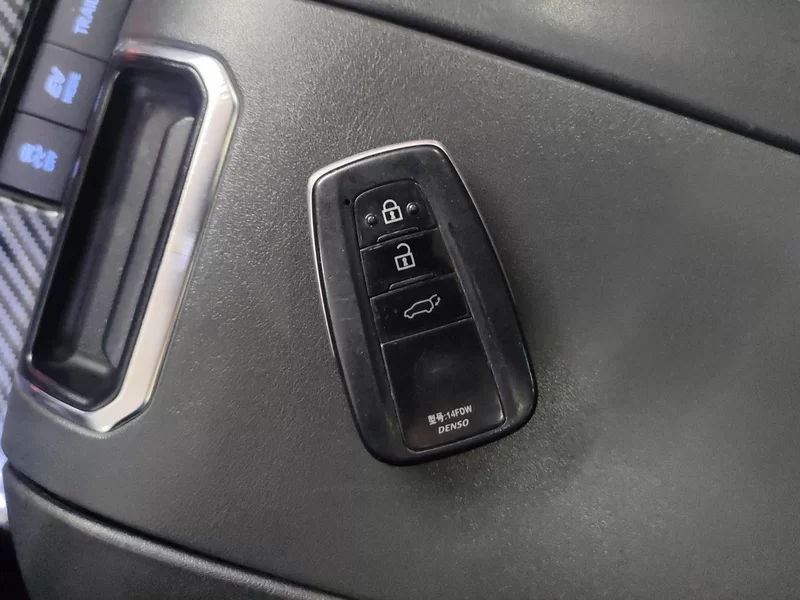 Toyota Crown Kluger 2022 #26 Toyota Crown Kluger 2022 car image #26