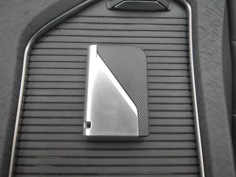 Lynk & Co 01 2024 car image #26