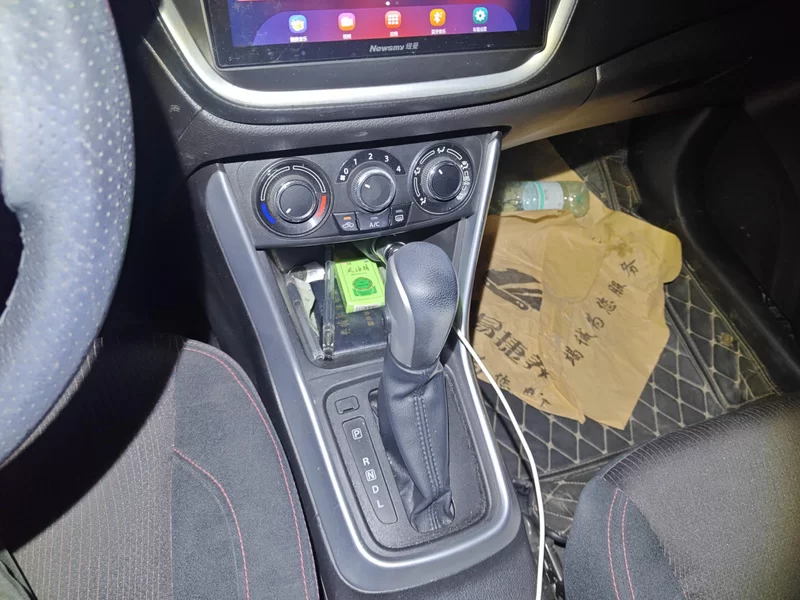 Suzuki S-Cross 2016 صورة سيارة #26