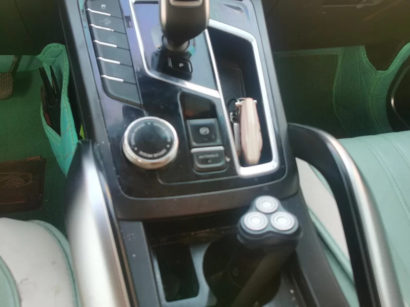 GEELY Boyue 2023 car image #26