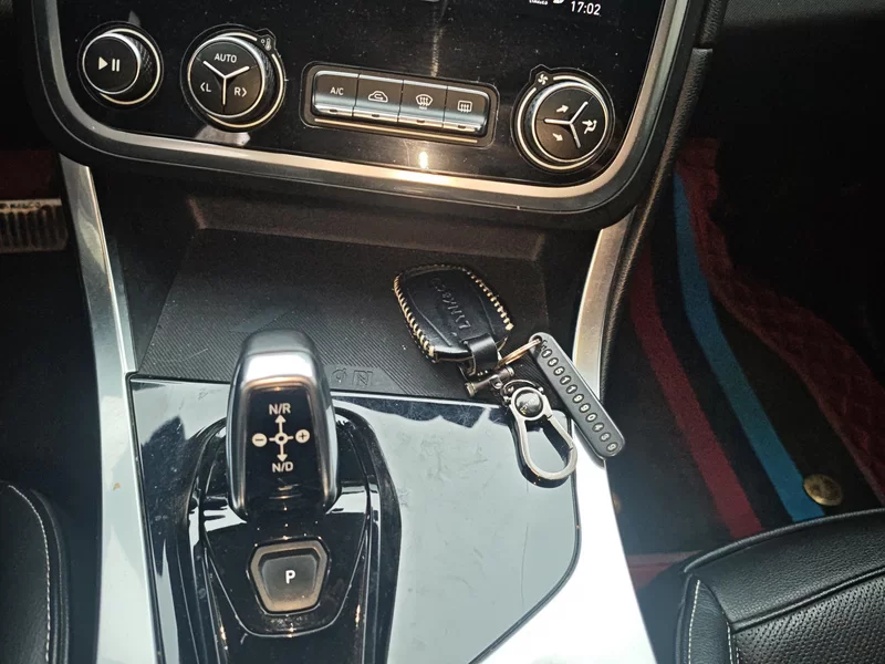 Lynk & Co 01 2018 #26 Lynk & Co 01 2018 car image #26