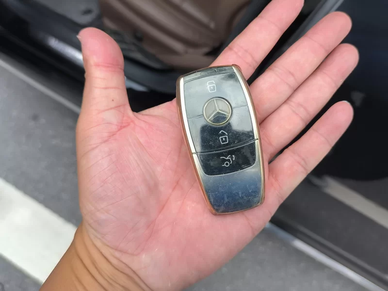 Mercedes-Benz E Class 2020 car image #26