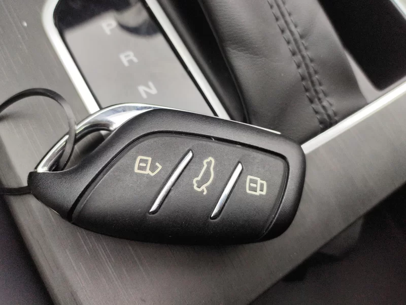 Roewe i5 2024 car image #26