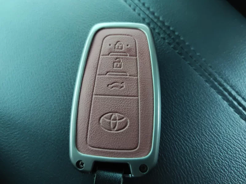 Toyota Avalon 2023 car image #26