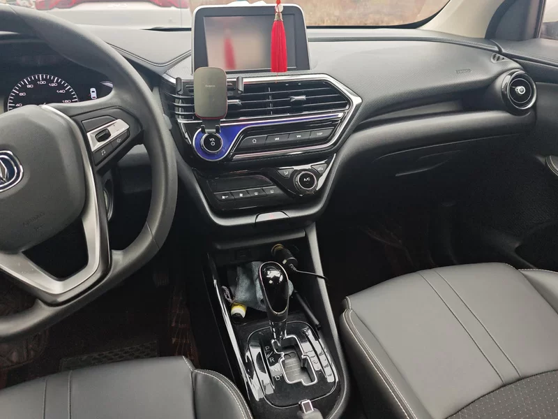 Changan Alsvin 2019 car image #26