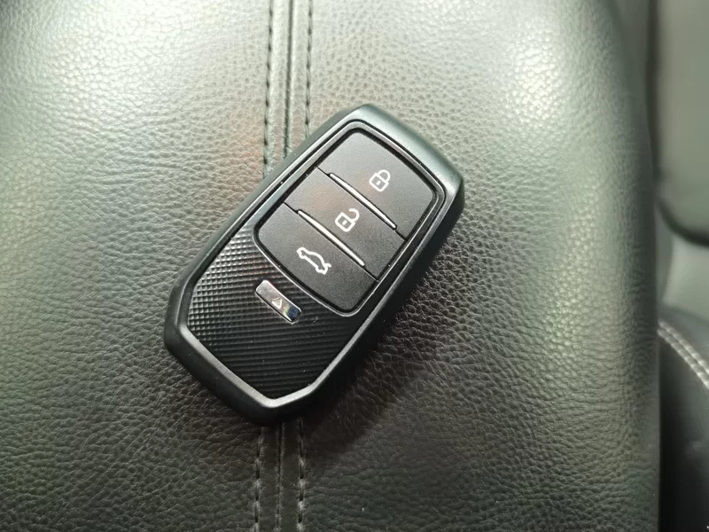 Toyota RAV4 2021 #26 Toyota RAV4 2021 car image #26