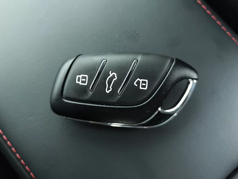2025 car image #26