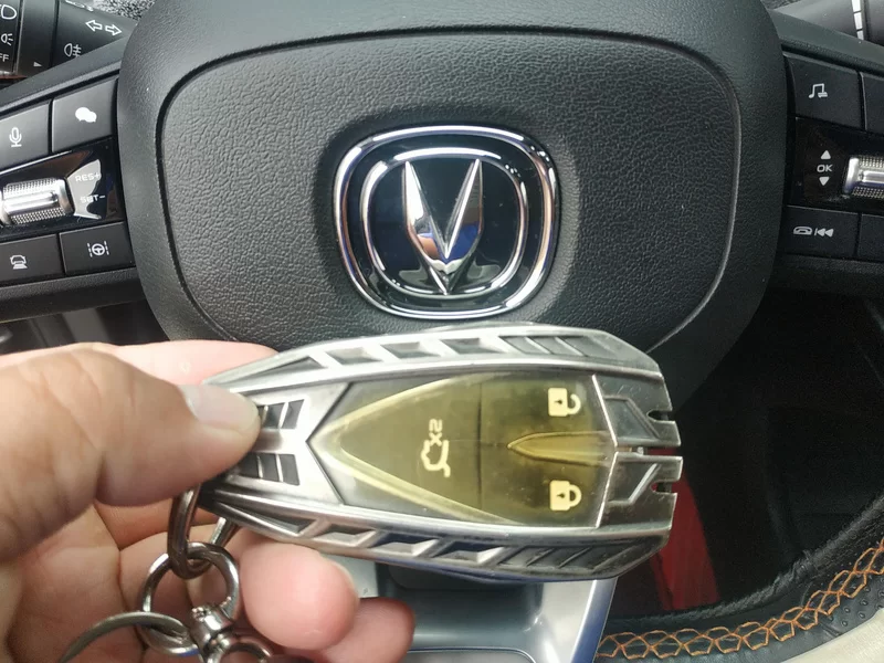 Changan UNI-T 2022 صورة سيارة #26