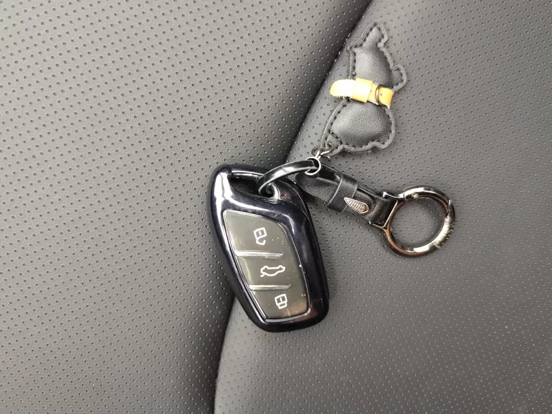 Roewe i5 2025 imagem de carro #26