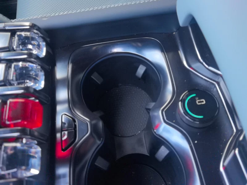 FangChengBao 2025 imagem de carro #26