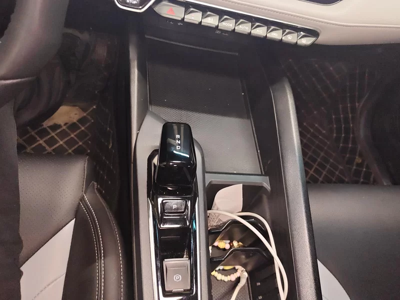 GEELY Binray 2023 car image #26