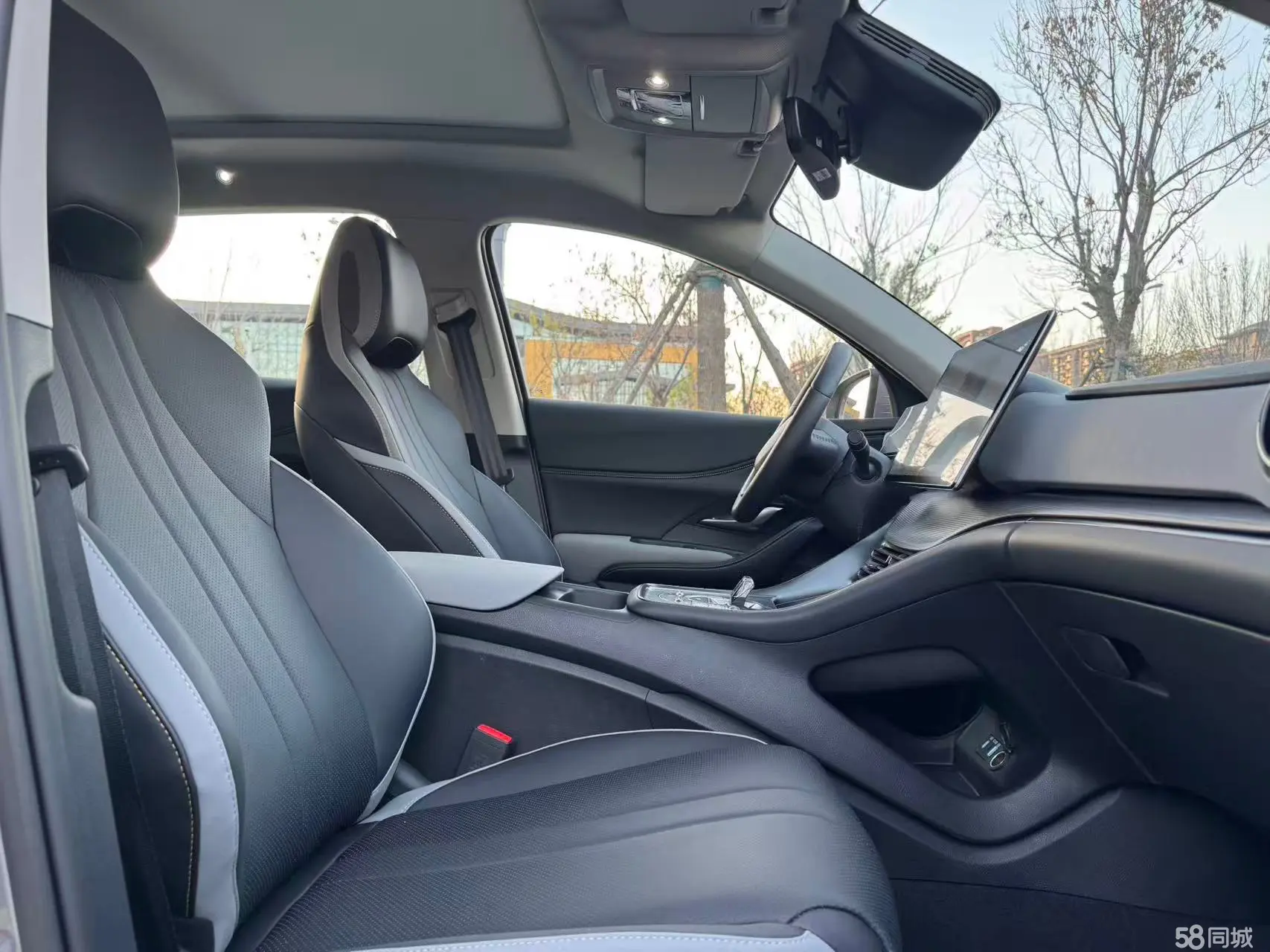 BYD Sea Lion 05 DM-i 2025 car image #26