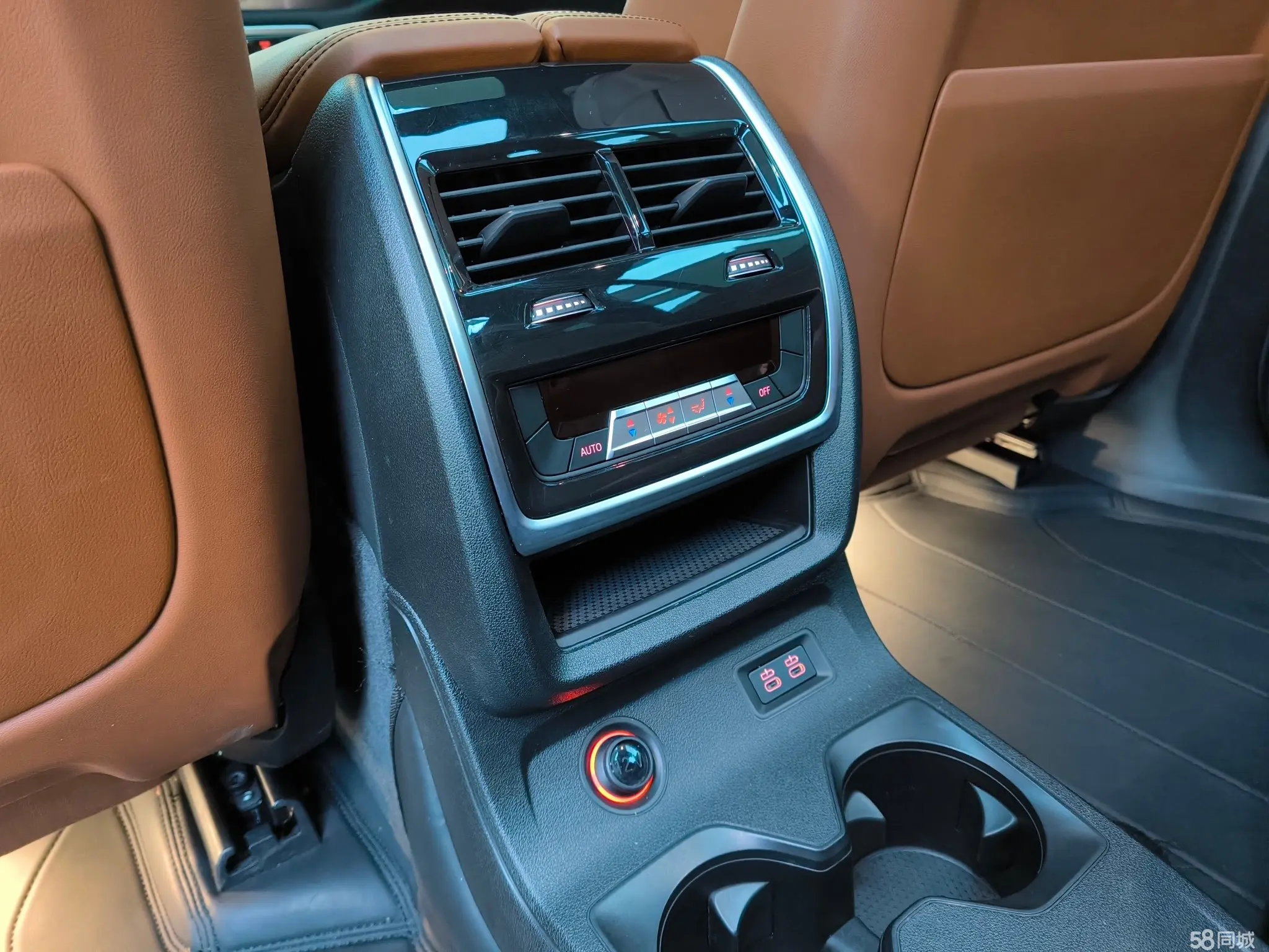 BMW X7 2023 immagine di auto #26