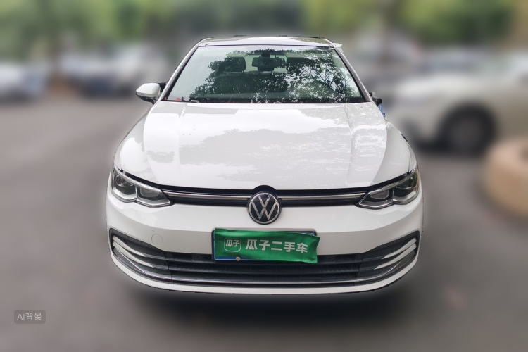 Volkswagen Golf 2021 car image #3