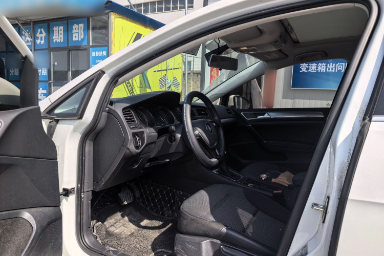 Volkswagen Golf 2020 imagen de coche #12