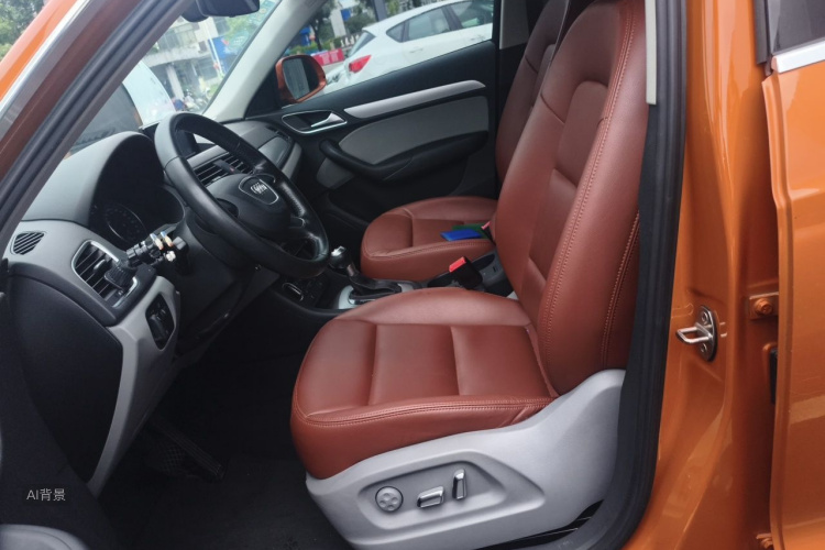 Audi Q3 2016 car image #17