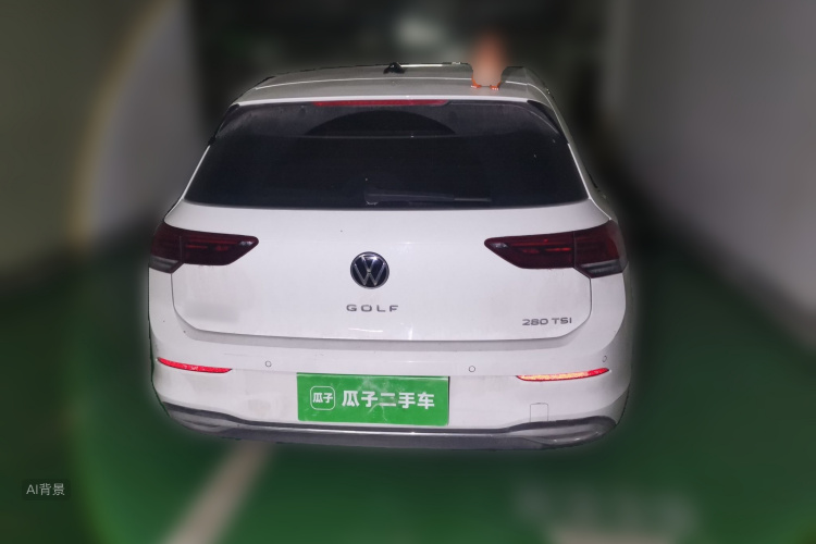 Volkswagen Golf 2023 car image #6