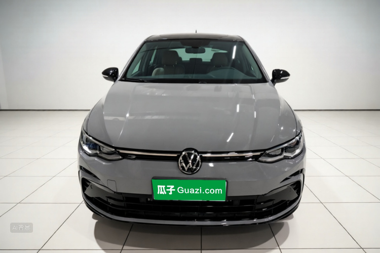 Volkswagen Golf 2023 car image #3