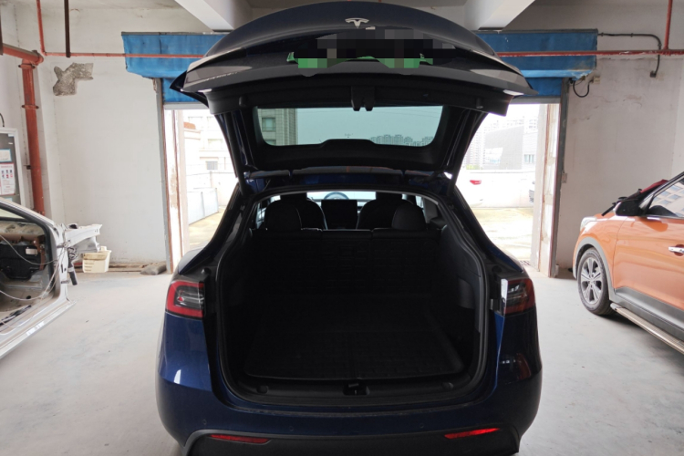Tesla Model Y 2022 #21 Tesla Model Y 2022 car image #21