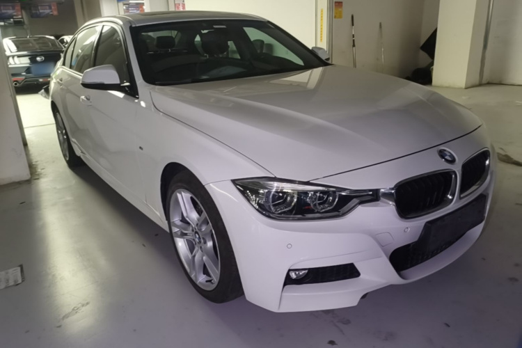 BMW 3 Series 2017 car image #6
