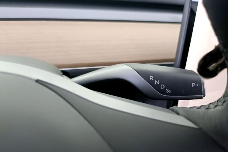Tesla Model 3 2021 #14 Tesla Model 3 2021 car image #14
