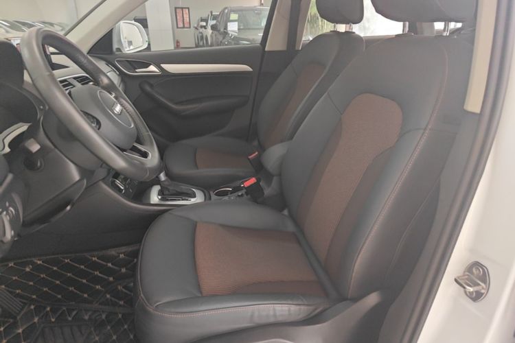 Audi Q3 2019 #15 Audi Q3 2019 car image #15