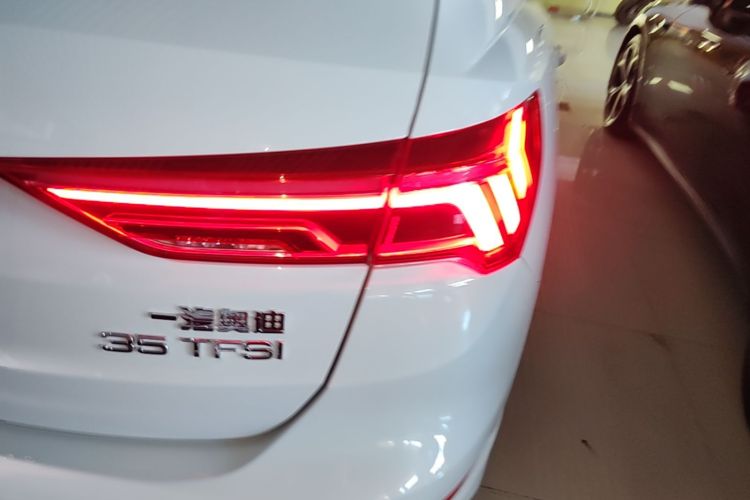 Audi Q3 2020 #8 Audi Q3 2020 car image #8
