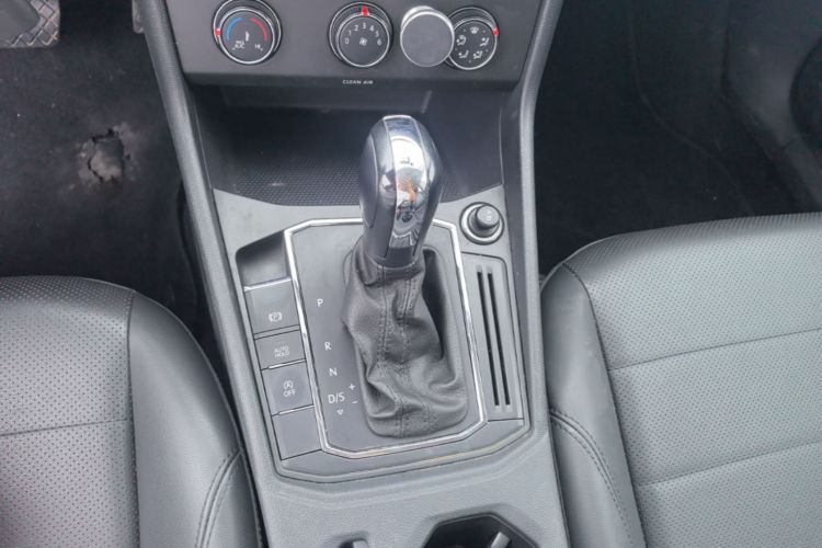 Volkswagen Lavida 2018 #14 Volkswagen Lavida 2018 car image #14