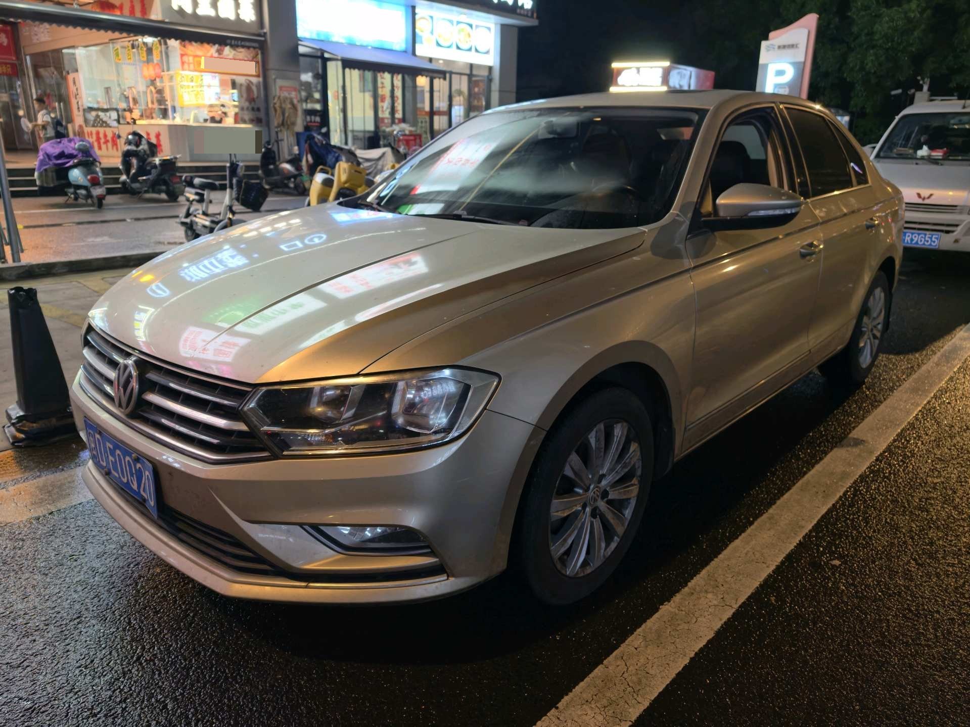 Volkswagen Bora 2017 car image 