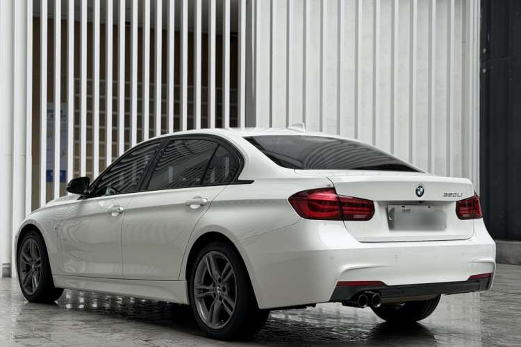 BMW 3 Series 2019 #5 BMW 3 Series 2019 car image #5