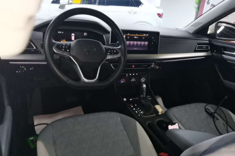 Volkswagen Lavida 2024 car image #10