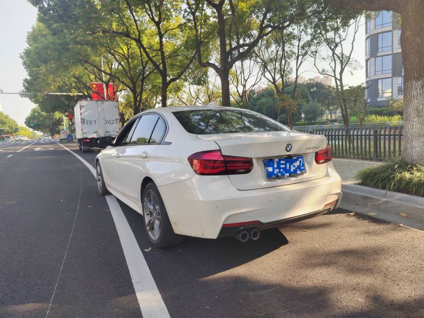 BMW 3 Series 2018 #8 BMW 3 Series 2018 car image #8