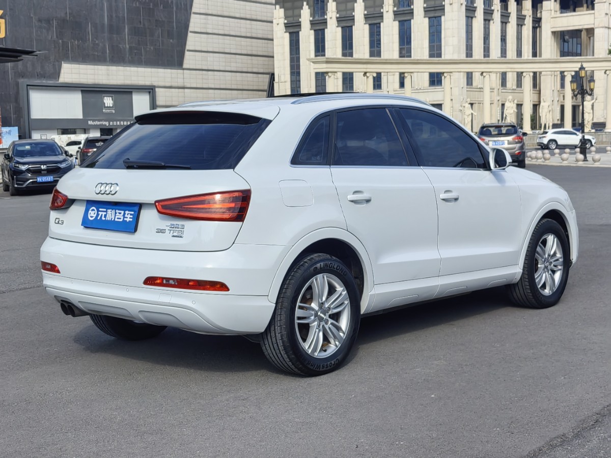 Audi Q3 2014 #13 Audi Q3 2014 car image #13