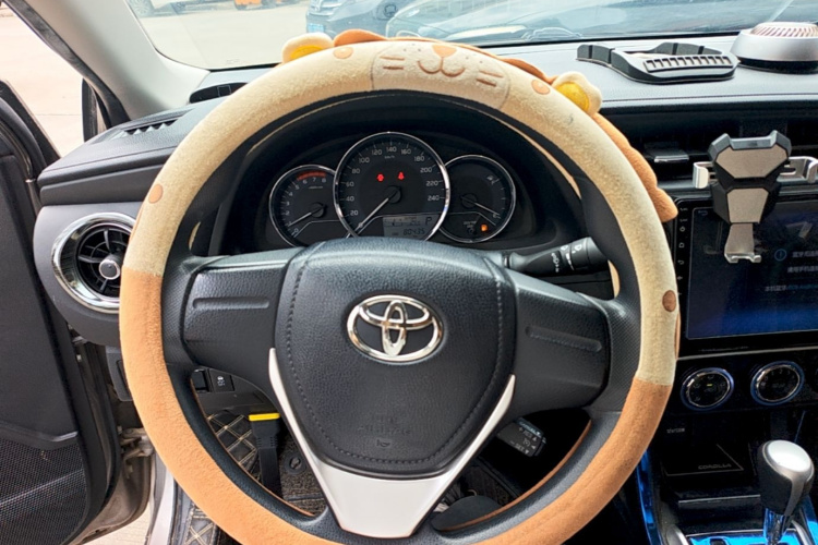 Toyota Corolla 2019 #11 Toyota Corolla 2019 car image #11