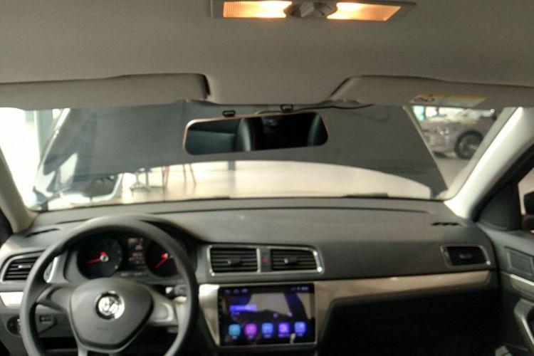 Volkswagen Lavida 2017 car image #18