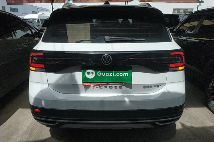 Volkswagen T-Cross 2023 #6 Volkswagen T-Cross 2023 car image #6