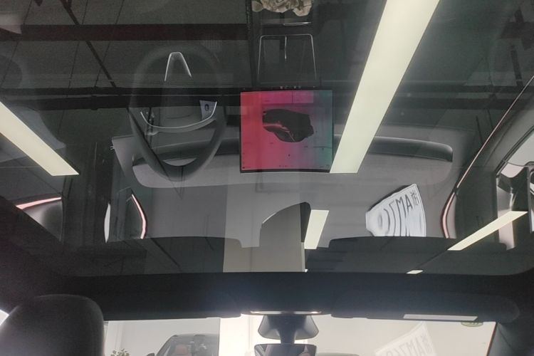Tesla Model Y 2026 #18 Tesla Model Y 2026 car image #18