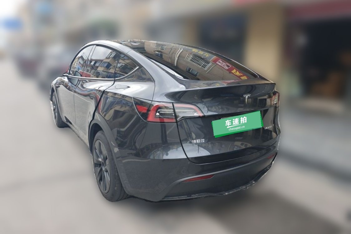 Tesla Model Y 2024 #3 Tesla Model Y 2024 صورة سيارة #3
