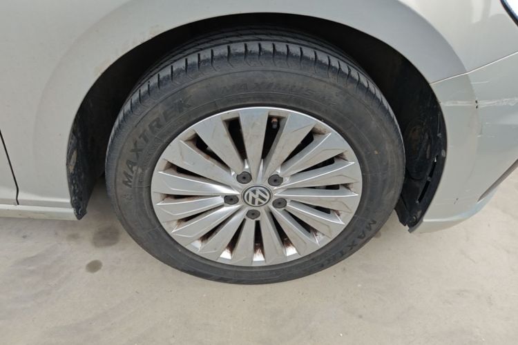 Volkswagen Lavida 2019 car image #9