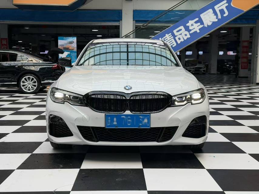 BMW 3 Series 2021 car image #2