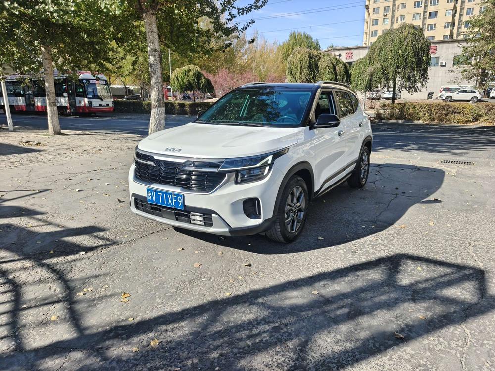 Kia Seltos 2023 Kia Seltos 2023 car image